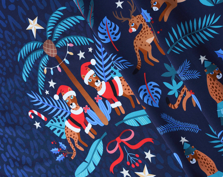 Wild XMas 2025 - LEO Panel blau - Sweat