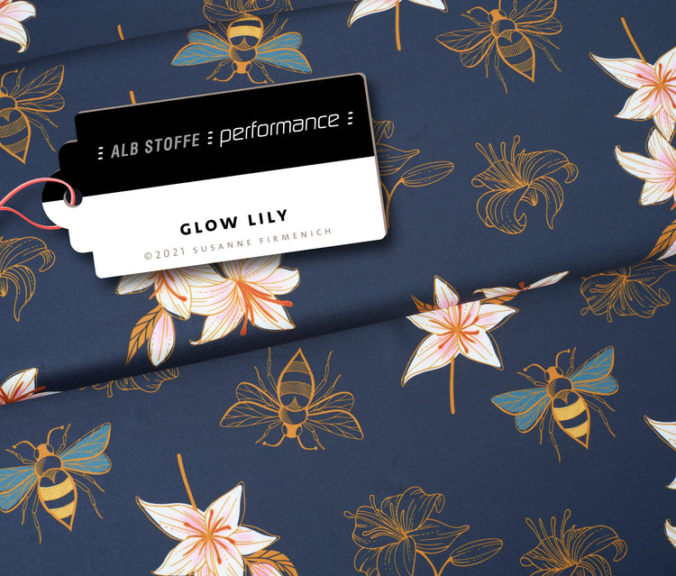 Performance - GLOW LIILY